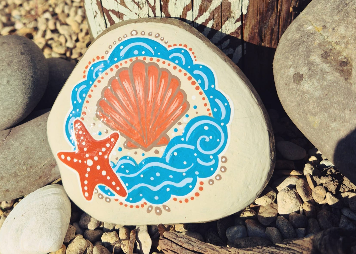 Large Ocean Shell - Large Pebble